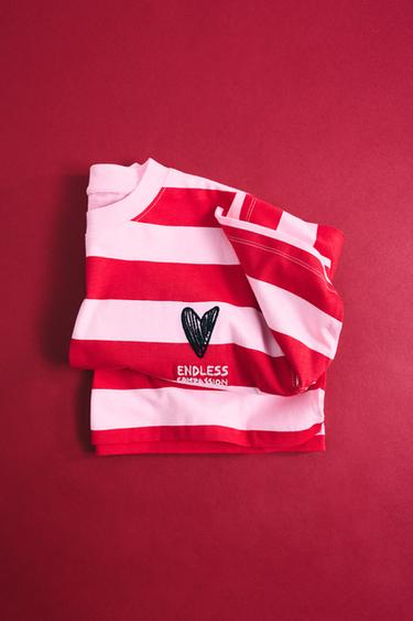 STRIPED T-SHIRT WITH HEART - Pink / White by Zara