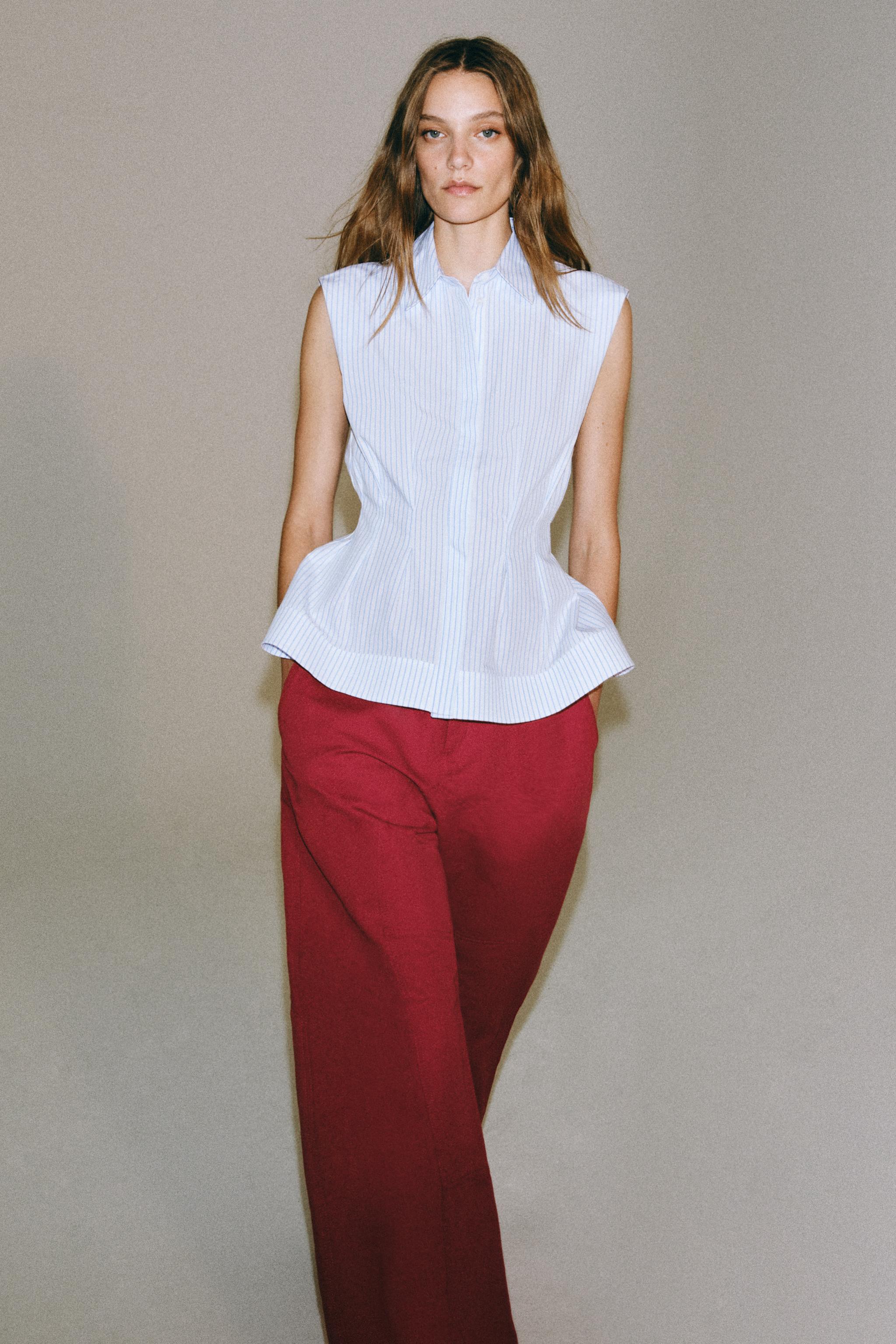 PLEATED SLEEVELESS SHIRT ZW COLLECTION