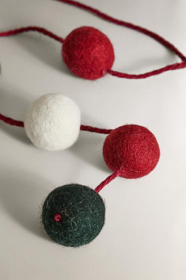 CHRISTMAS PET TOY WAND WITH BALLS - Red by Zara - Image 3