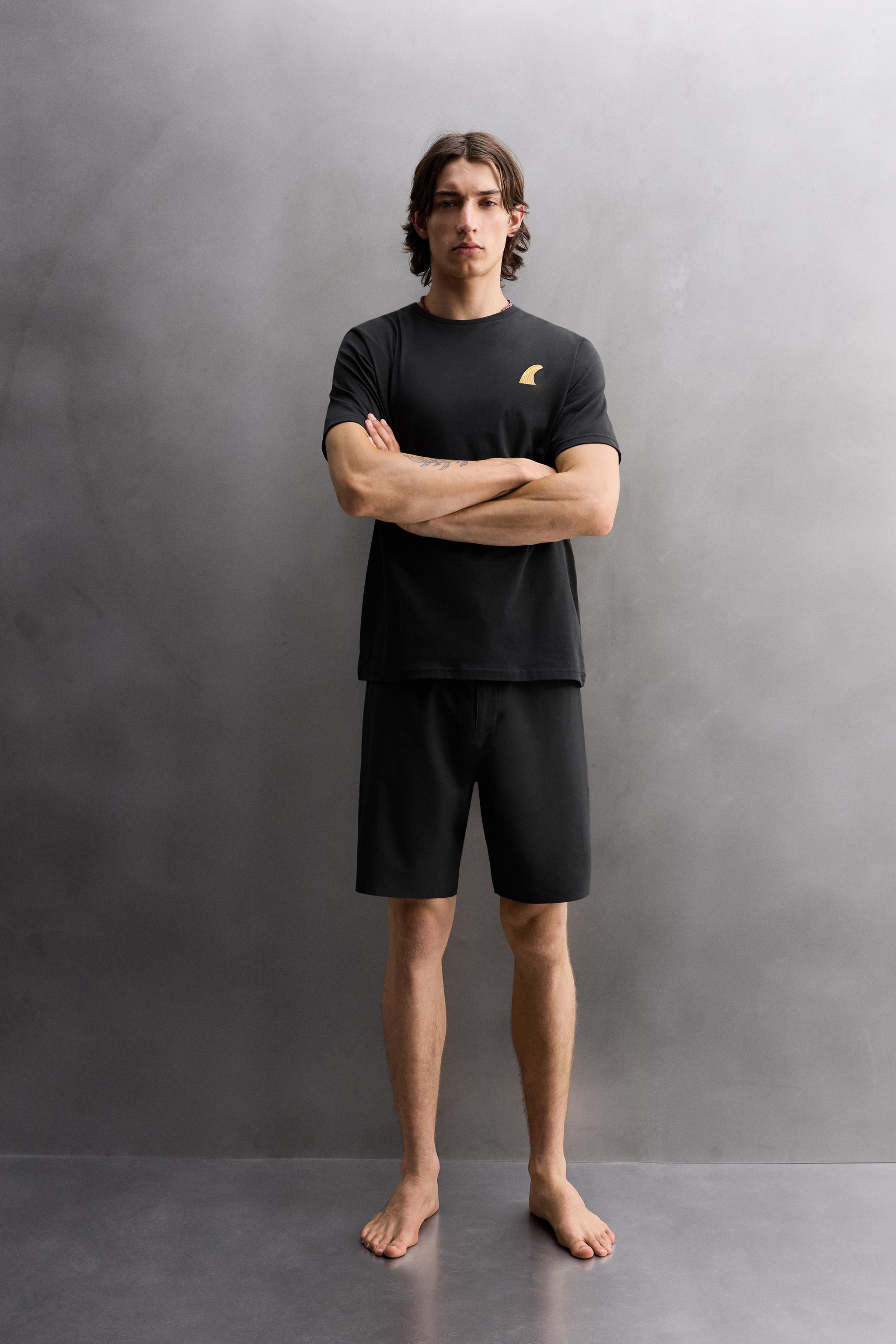 SURF GRAPHIC PRINT T-SHIRT - Black | ZARA United States