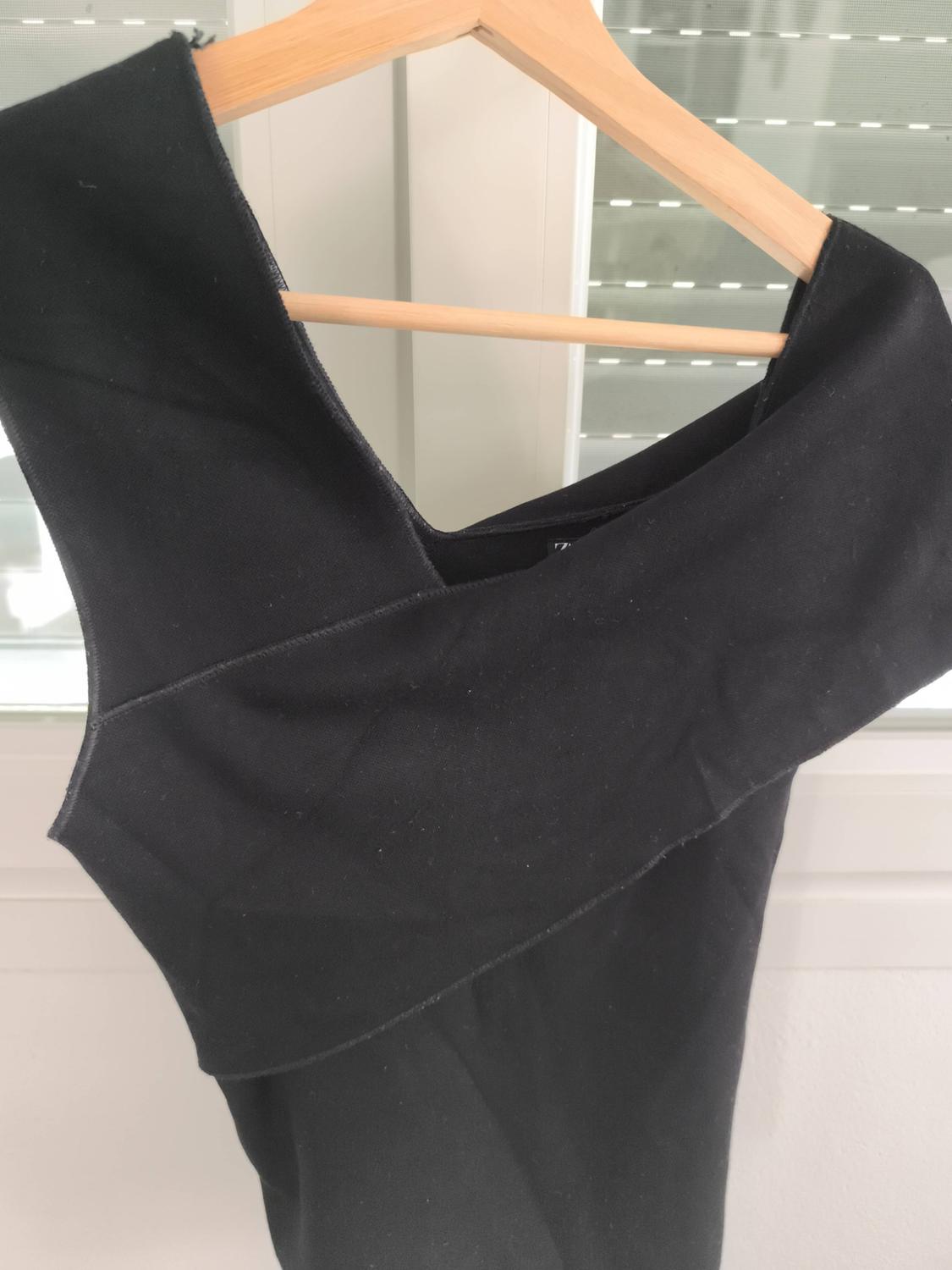 ASYMMETRIC STRETCH KNIT TOP - Image 3