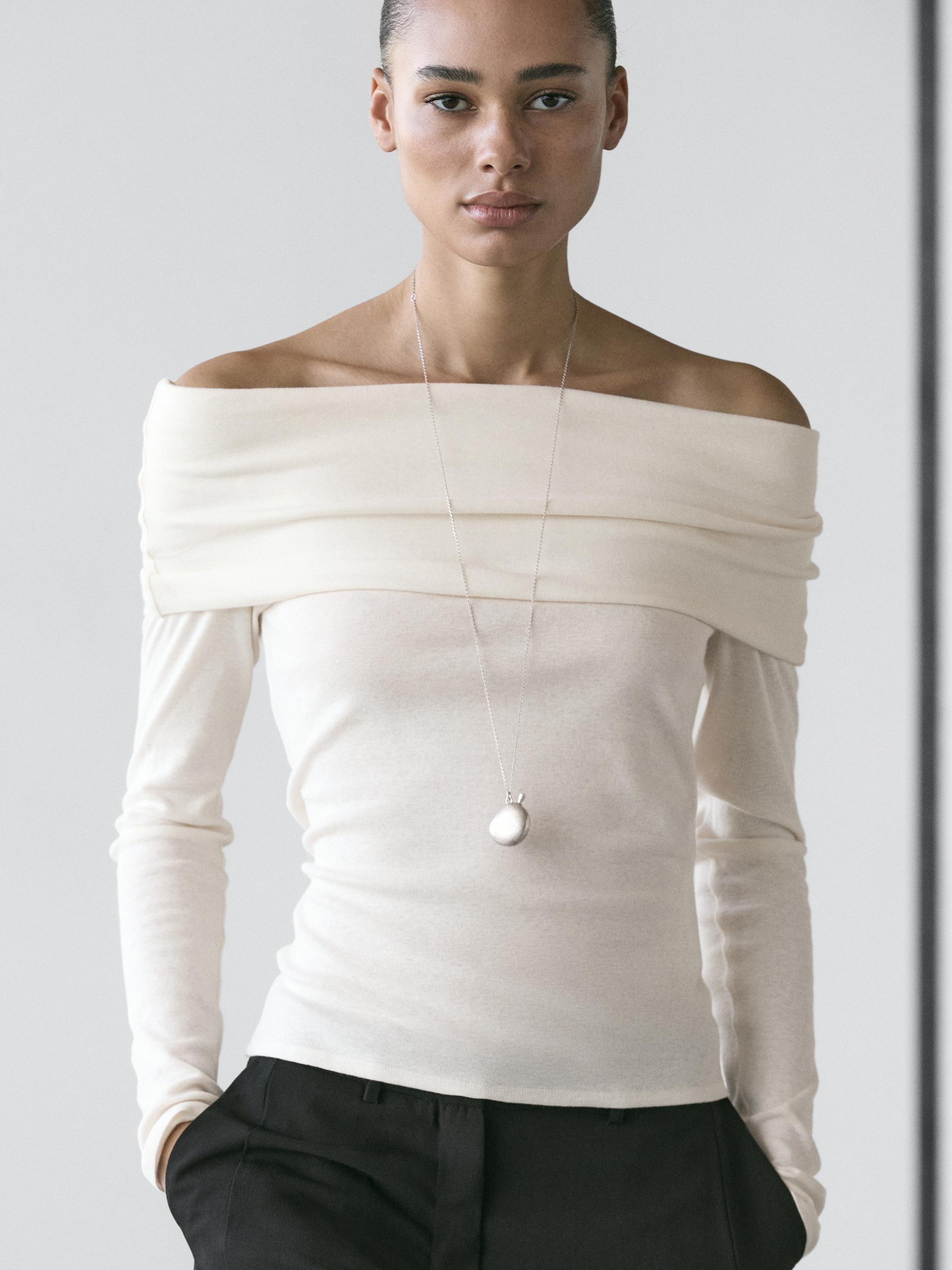 Cotton blend off-the-shoulder T-shirt