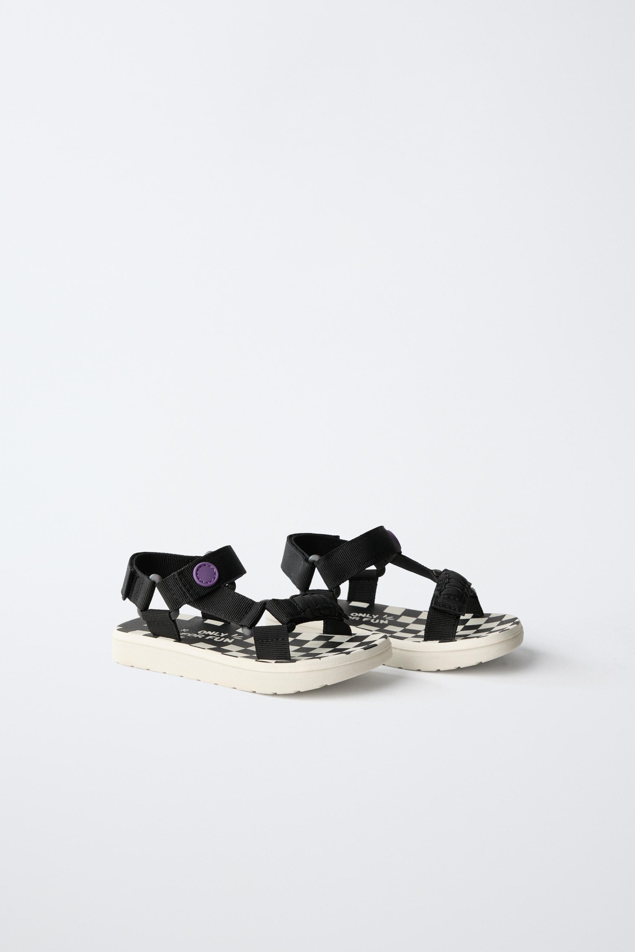 SPORTY SANDALS — Black