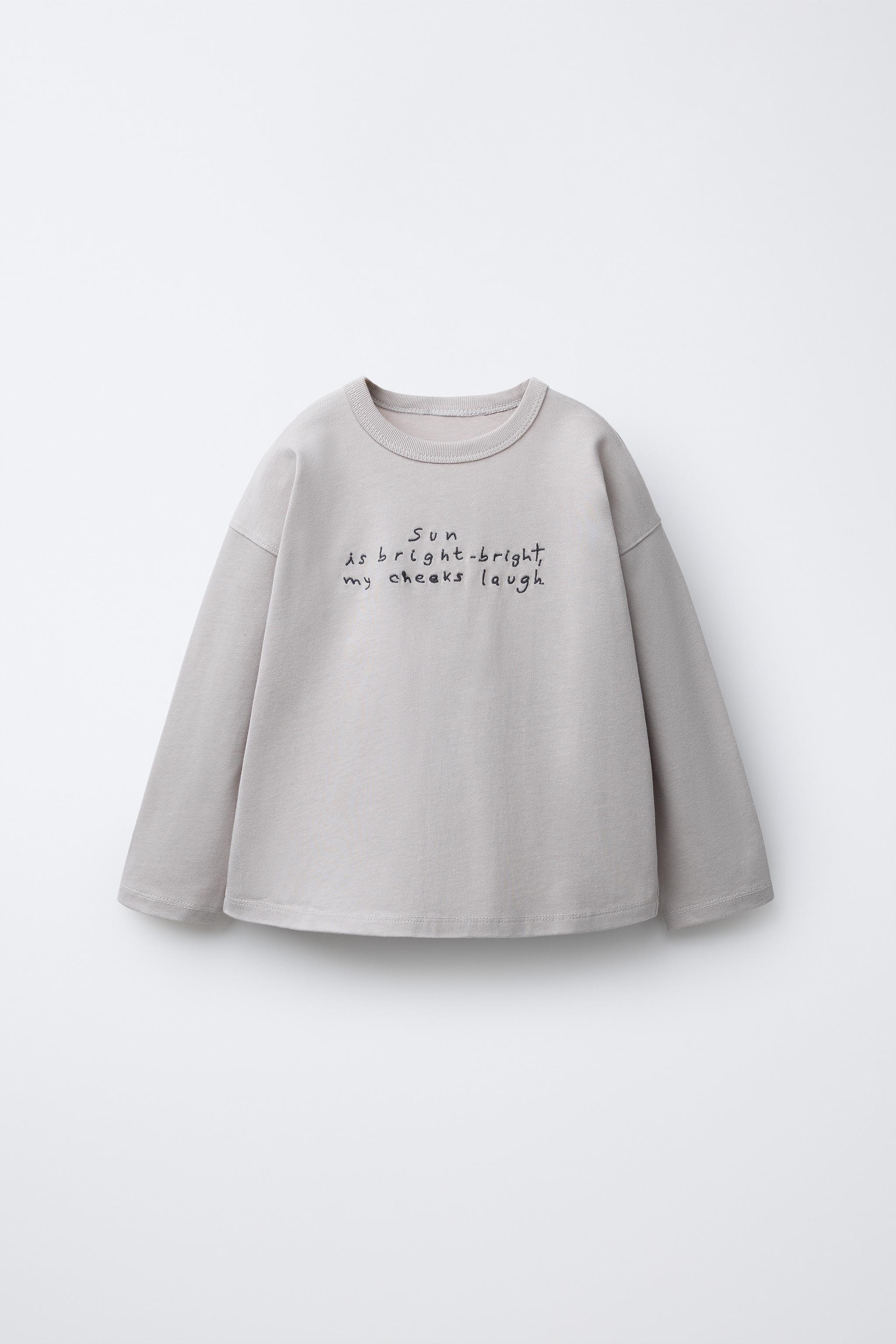 CAMISETA COM TEXTO BORDADO - Cinza-claro | ZARA Brasil