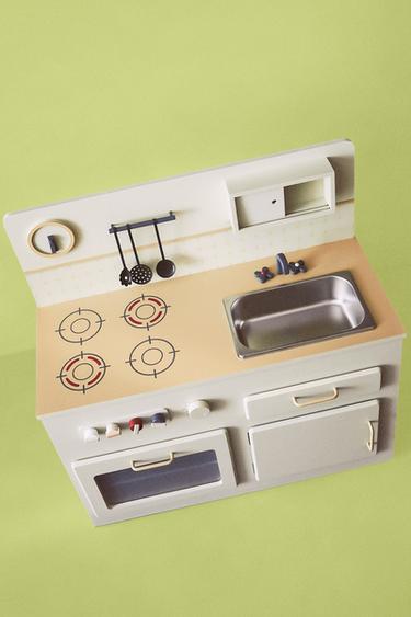 JUGUETE INFANTIL COCINA MADERA - Crema de Zara