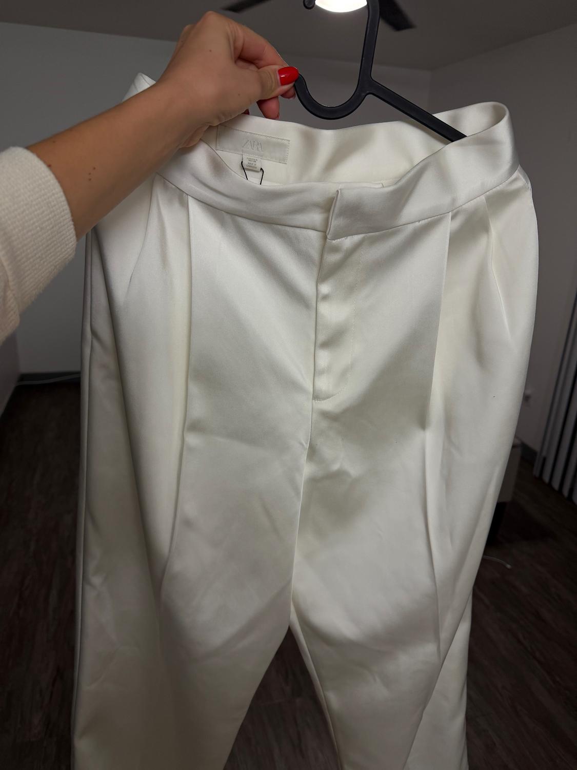 PANTALÓN SATINADO TIRO ALTO PLIEGUES - Image 3