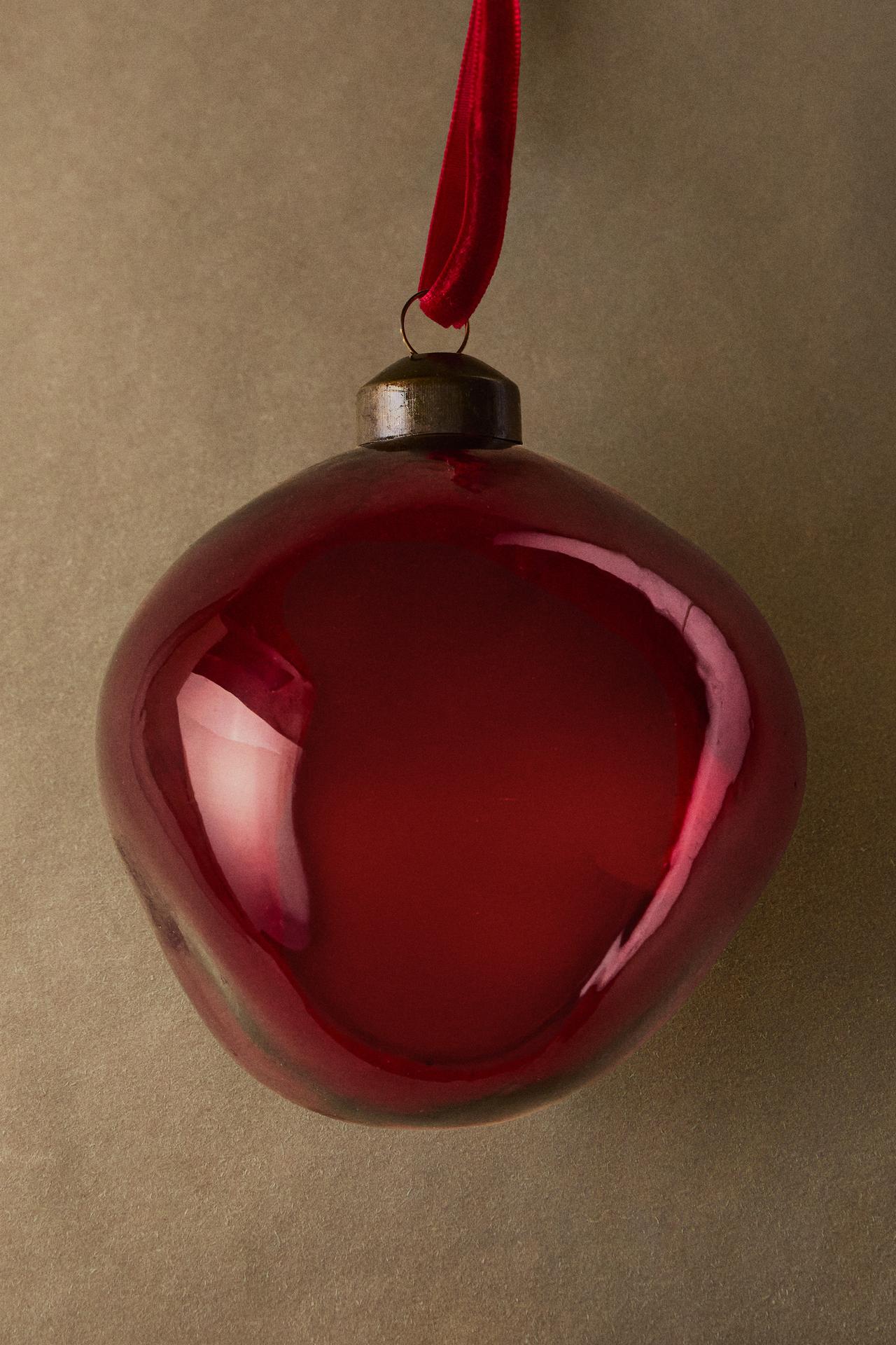 IRREGULAR BOROSILICATE CHRISTMAS TREE BAUBLE — Red