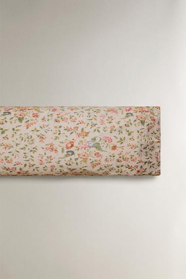 FLORAL SATEEN PILLOWCASE (300 THREAD COUNT) - Light beige by Zara - Image 4