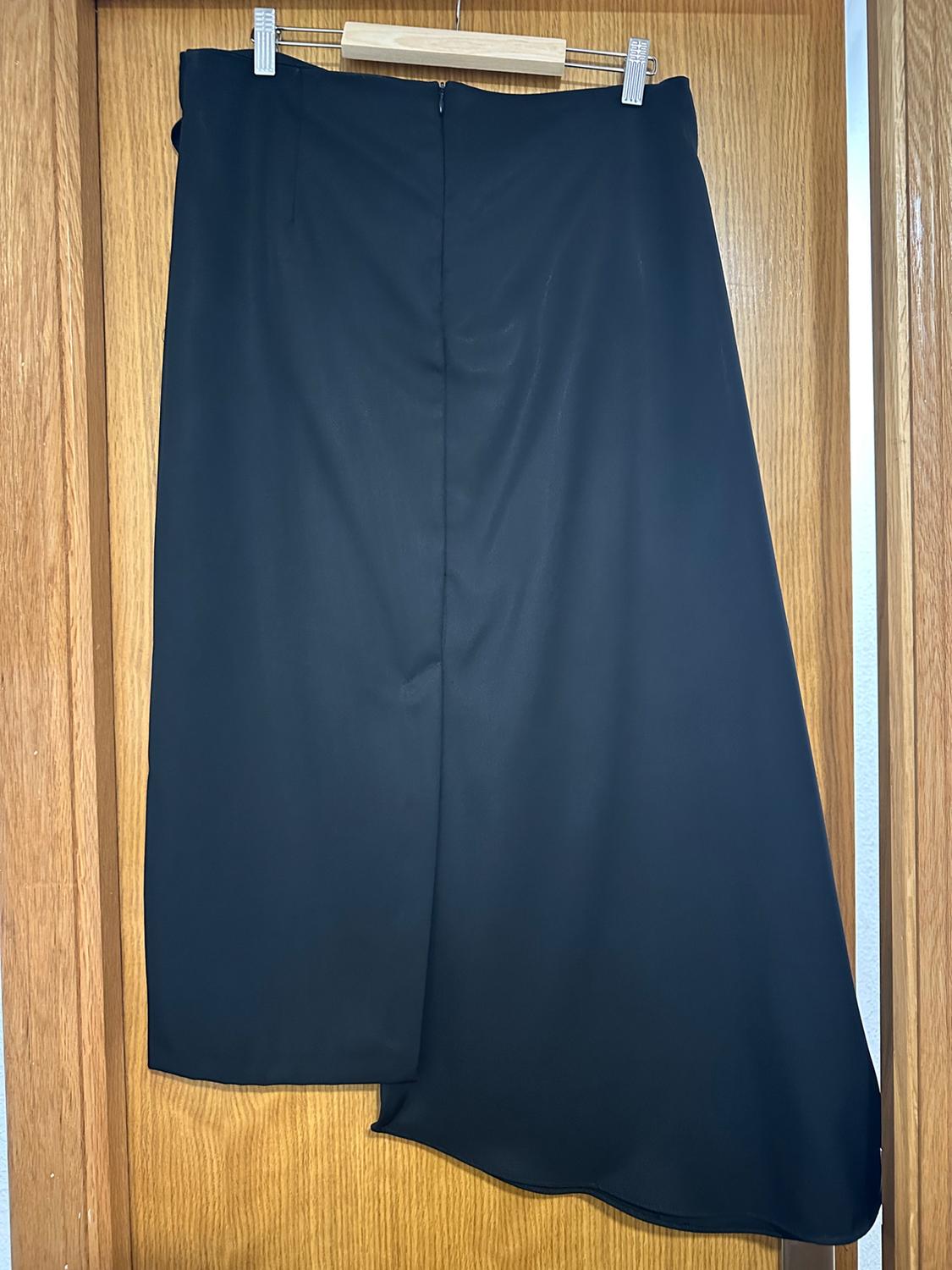 ASYMMETRIC SKIRT - LIMITED EDITION - Image 5