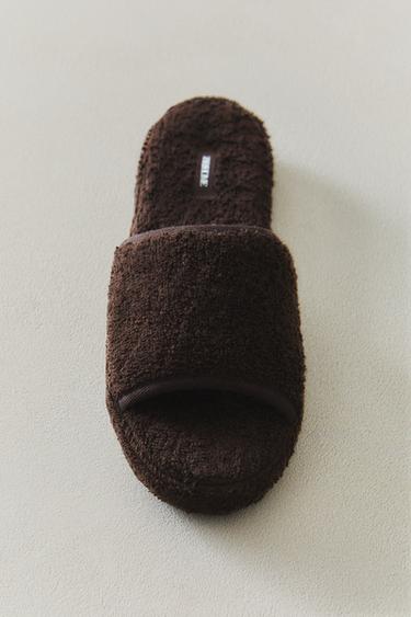 FLATFORM TERRY SLIDERS - Brown by Zara