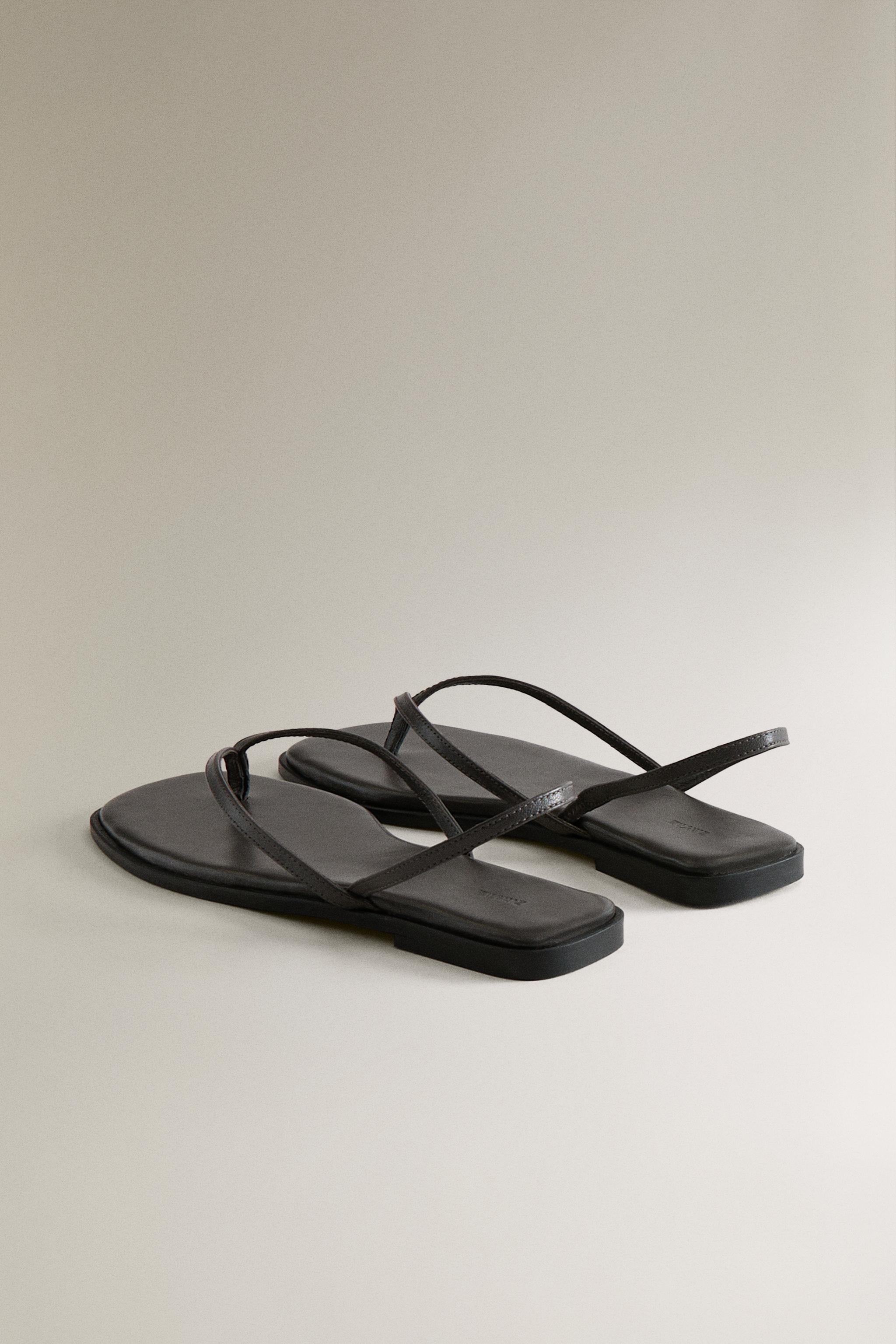 ASYMMETRIC STRAP LEATHER SANDALS