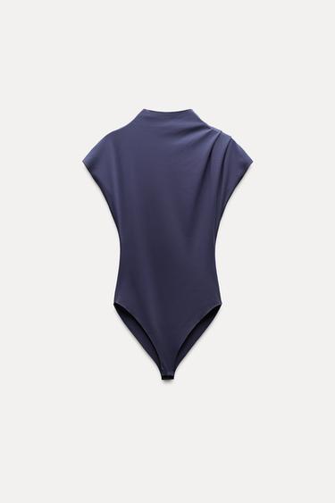 BODY CUELLO PERKINS PLIEGUES - Gris medio de Zara