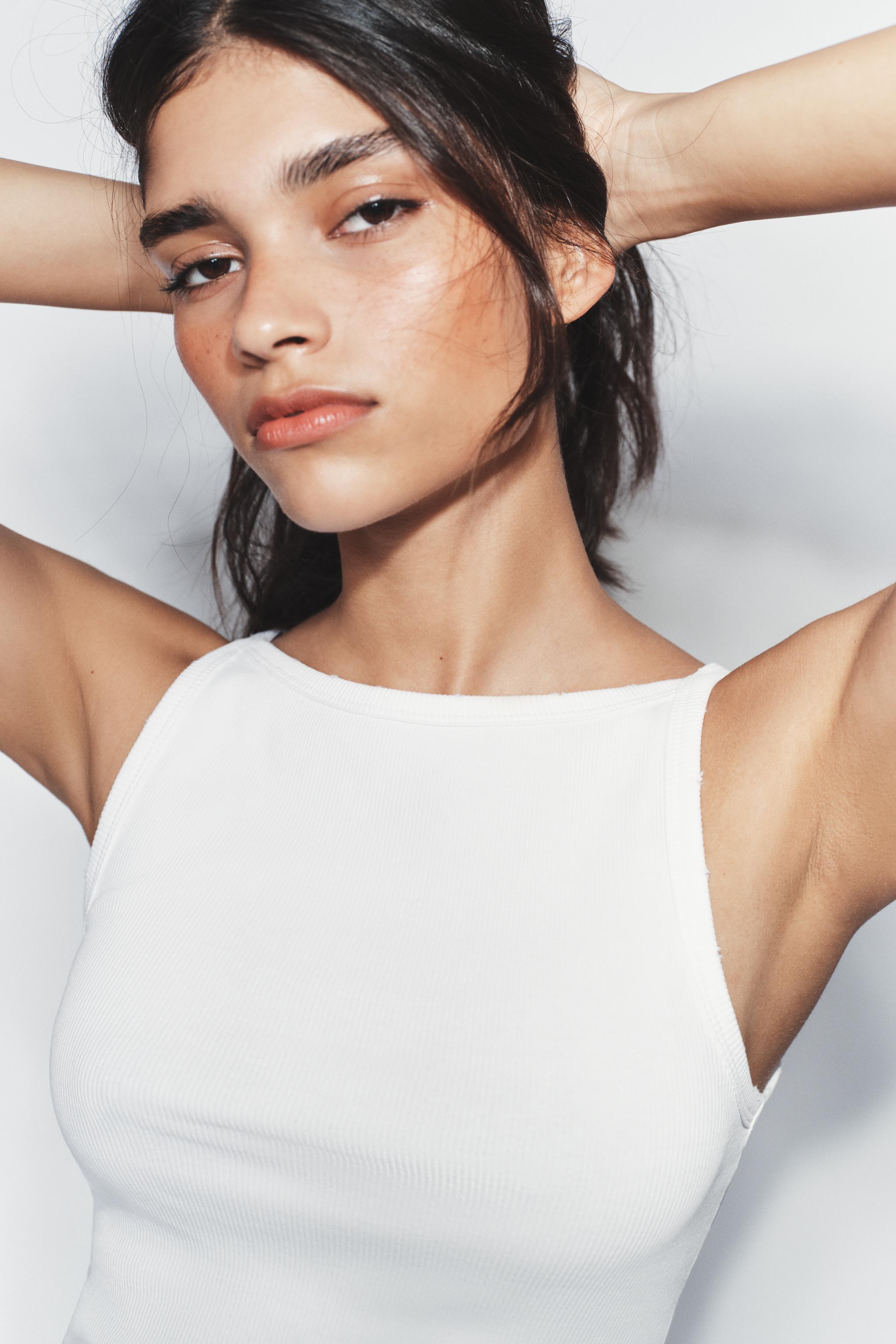 WASHED EFFECT RIB HALTER TOP