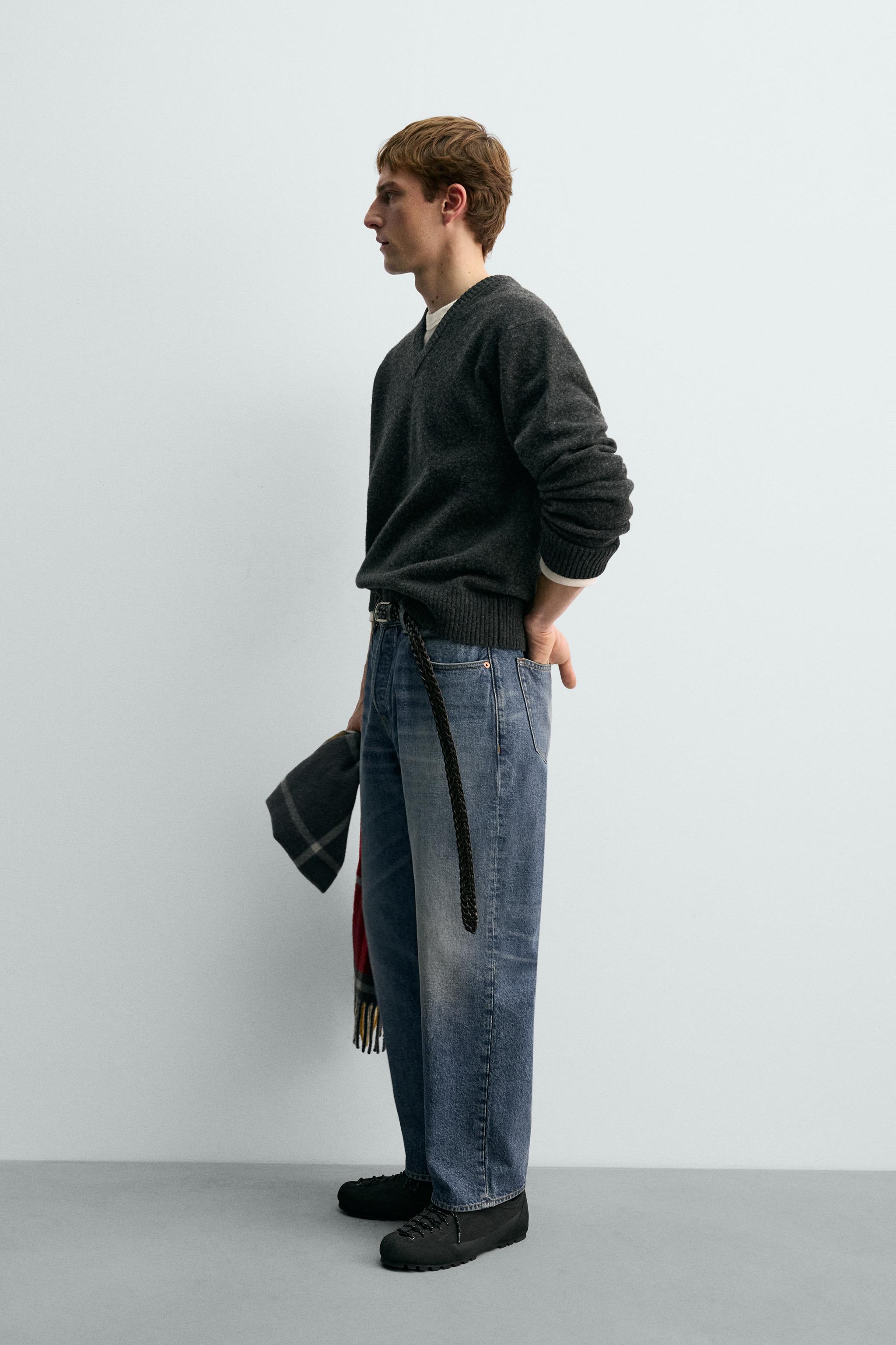 WOOL V-NECK JUMPER AARON LEVINE X ZARA