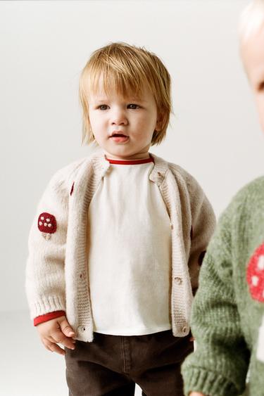 KNIT CARDIGAN WITH MUSHROOM EMBROIDERY - Light beige by Zara