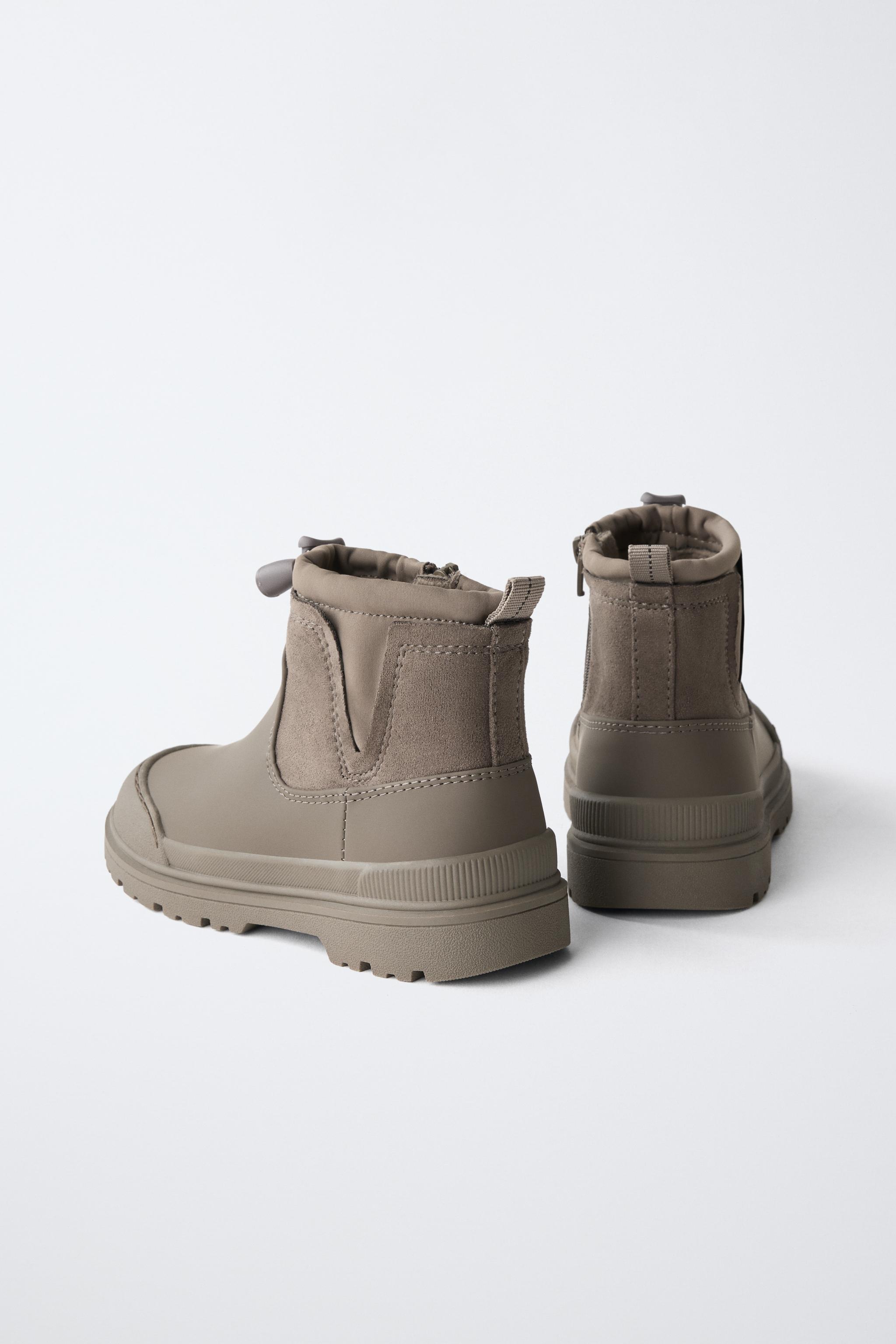 MIXED-MATERIAL ANKLE BOOTS