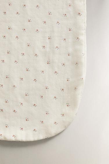 KIDS' FLORAL SHOULDER BIB - Ecru by Zara - Image 2
