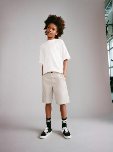 BASIC SLIM FIT CHINO BERMUDA SHORTS - Light beige by Zara