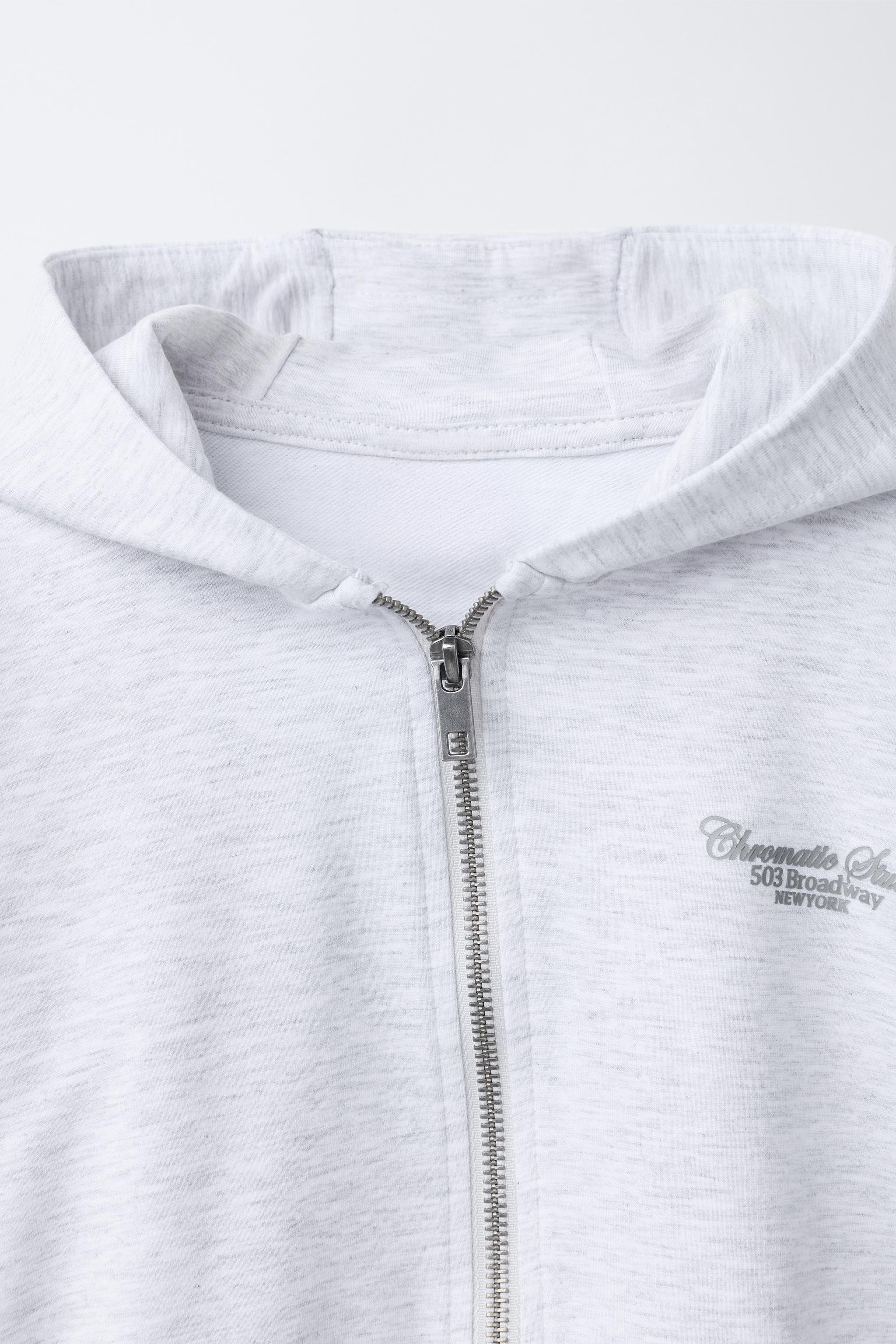 SWEAT À CAPUCHE TEXRO EN RELIEF