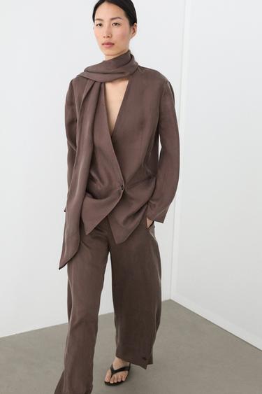 Sobrecamisa fluida detalle lazada total look - Ciruela de Zara