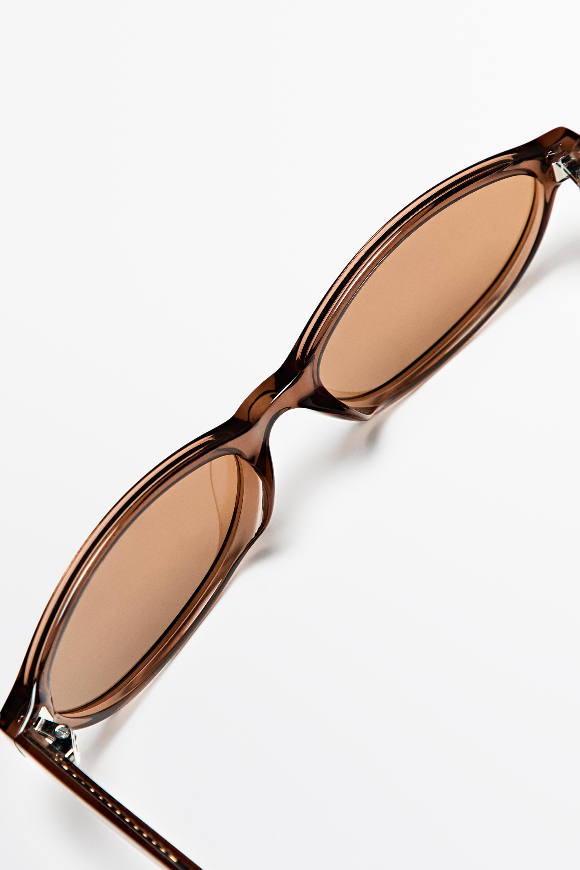 Lunettes de soleil ovales