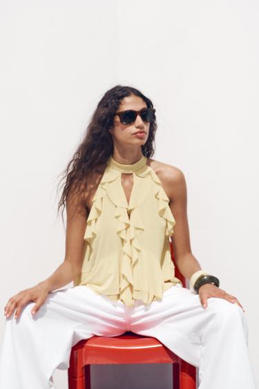 TOP HALTER VOLANTES - Amarillo claro de Zara