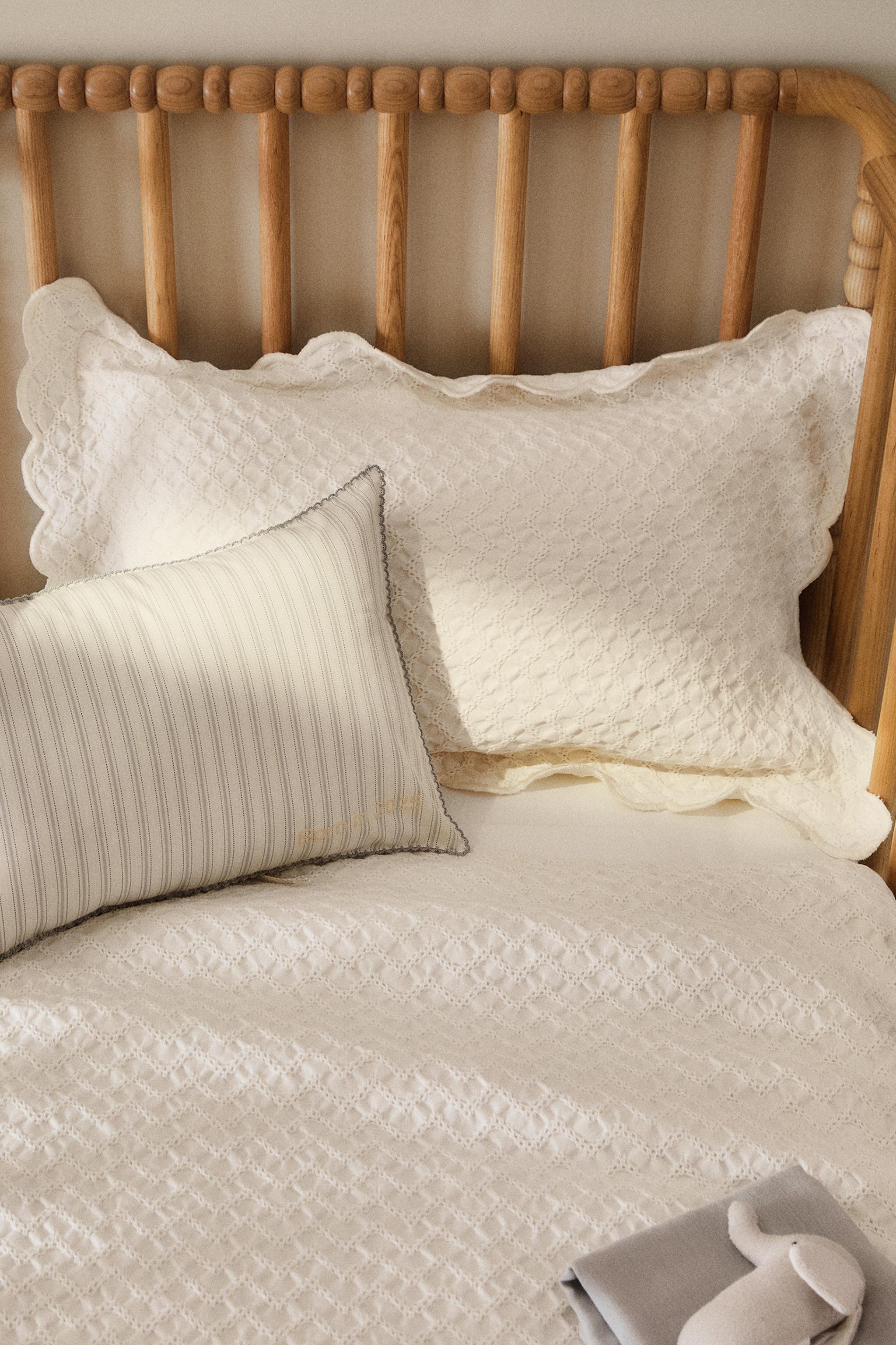 CHILDREN'S MINI WAFFLE BEDSPREAD