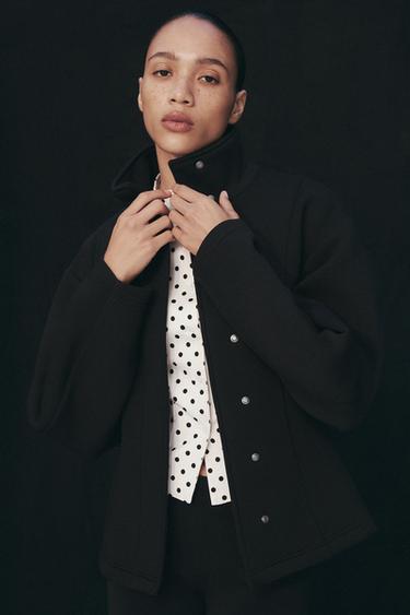 JAQUETA GOLA ALTA - Preto da Zara