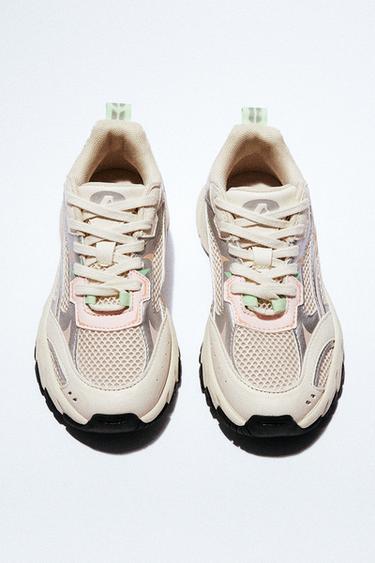 ZAPATILLA DEPORTIVA REJILLA - Blanco Crudo de Zara