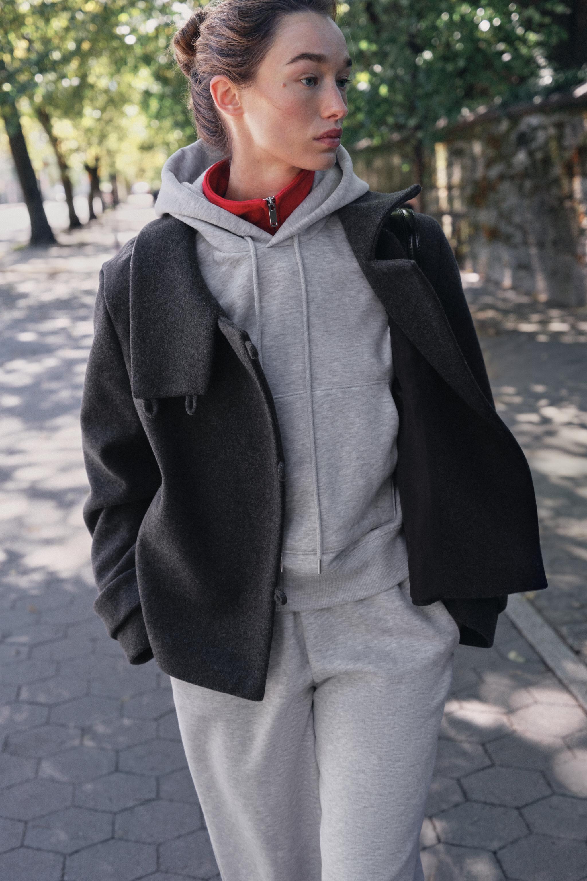 ベーシックフーディ - サンド/マール | ZARA Japan / 日本