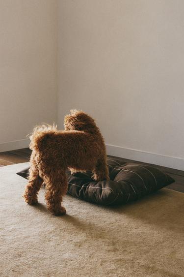 REMOVABLE PET FLOOR CUSHION – Barna a ZARA-tól