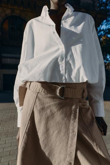 バルーンポプリンシャツオフホワイトZaraのバルーンポプリンシャツ - オフホワイト