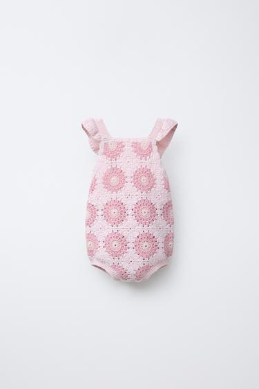 Zara FLORAL CROCHET KNIT ROMPER - Light pink