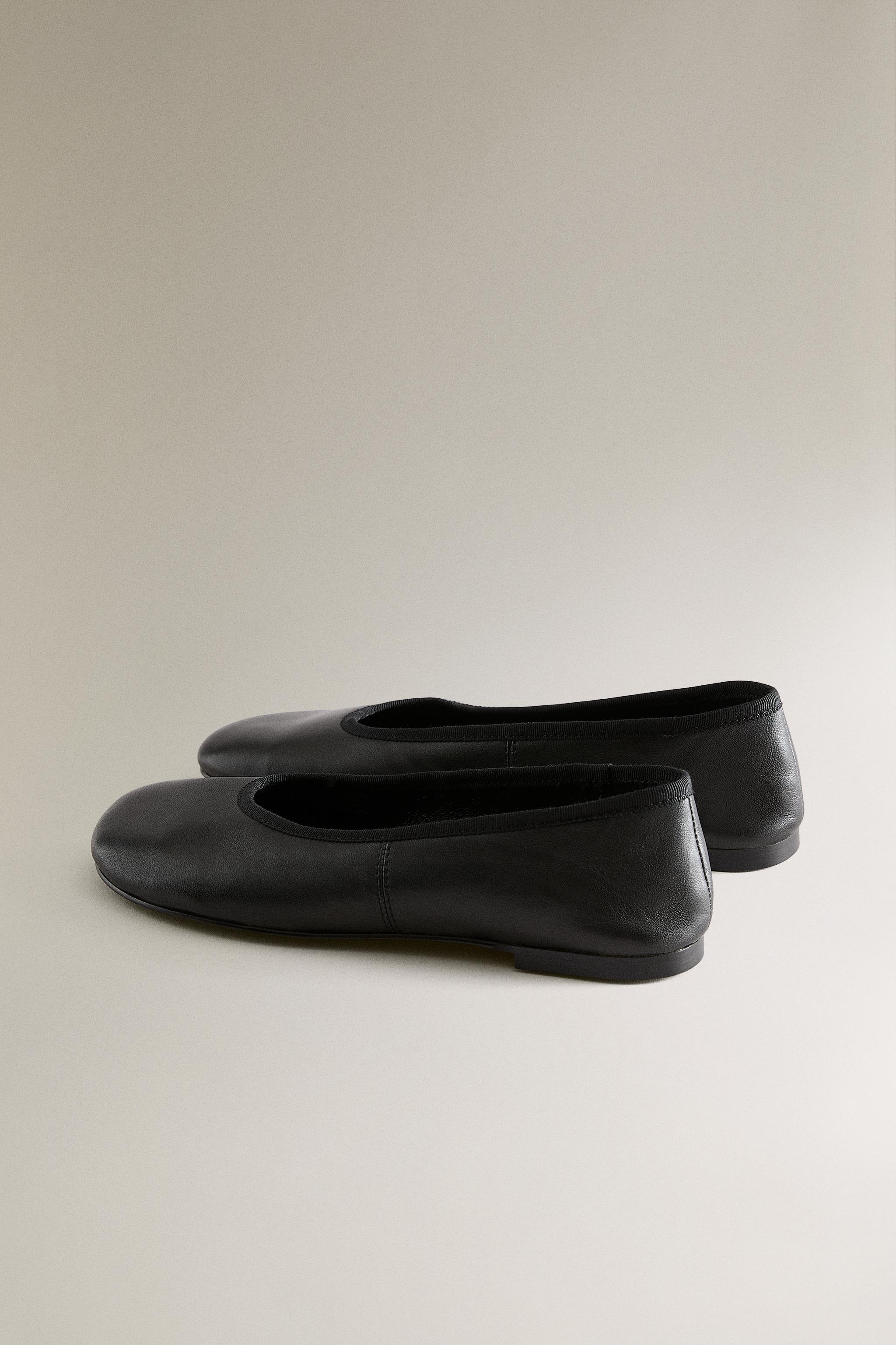 FLEXIBLE LEATHER BALLET FLATS