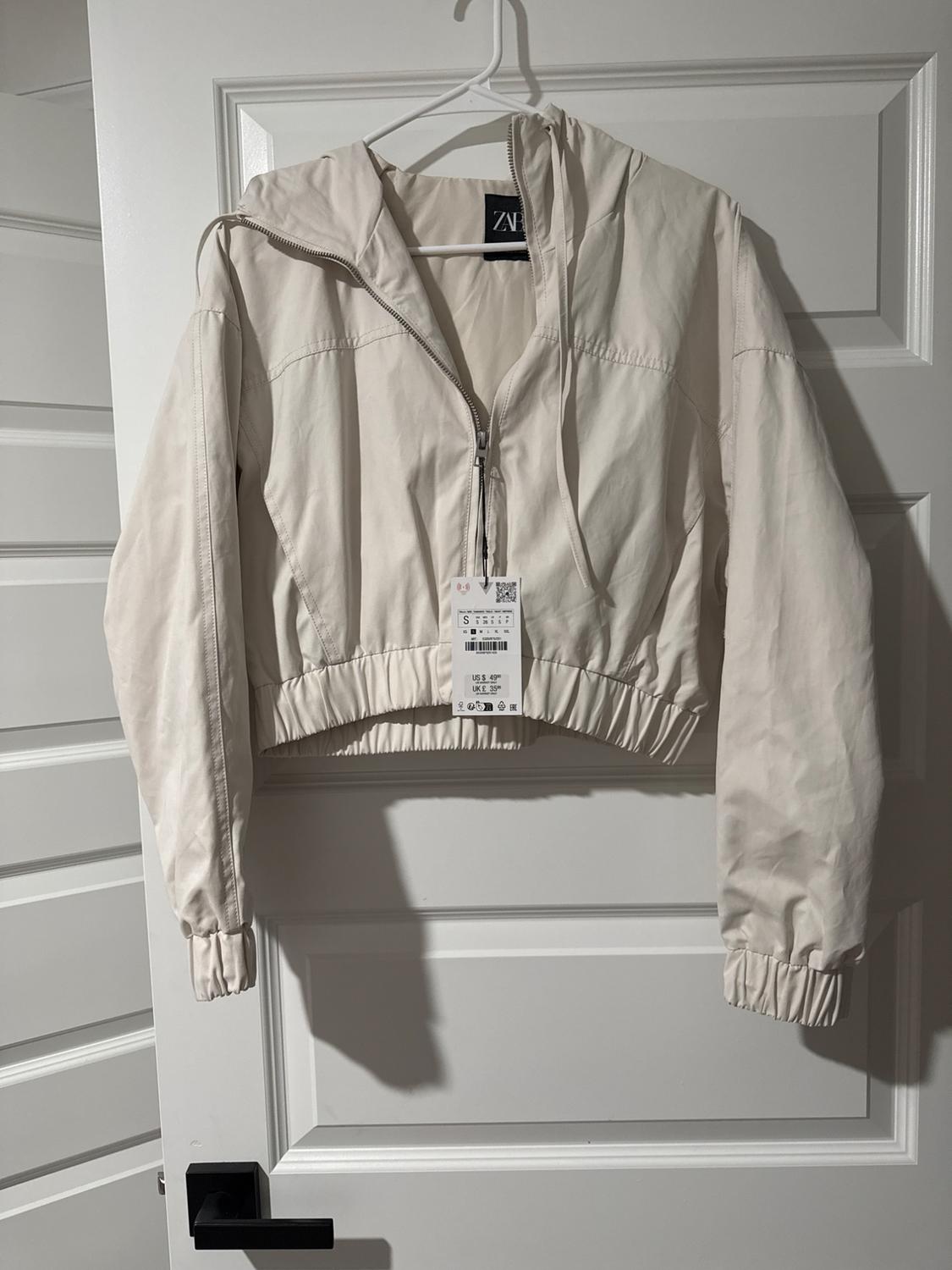 CROP HOODED JACKET