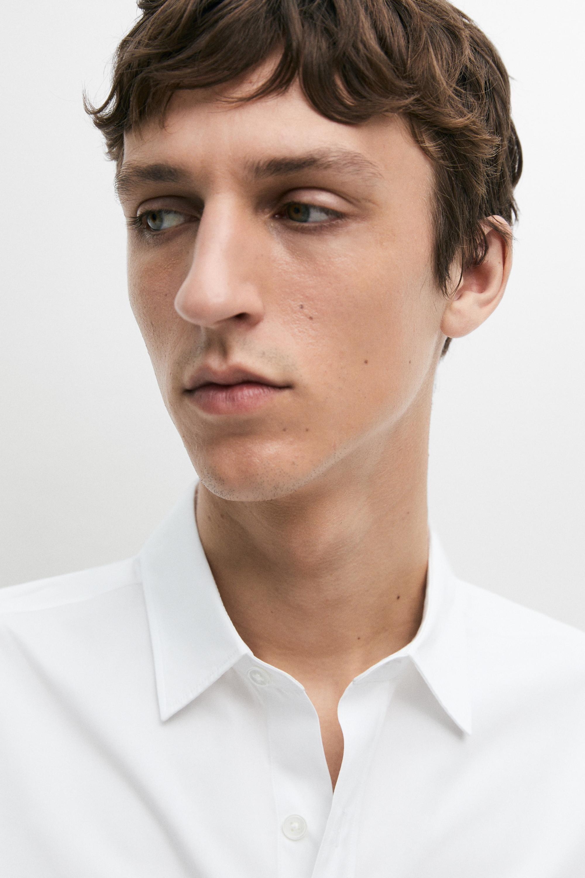 100% cotton regular fit poplin shirt