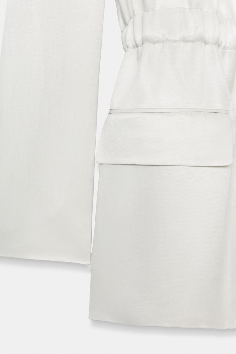 Blazer de satén de la colección ZW 8