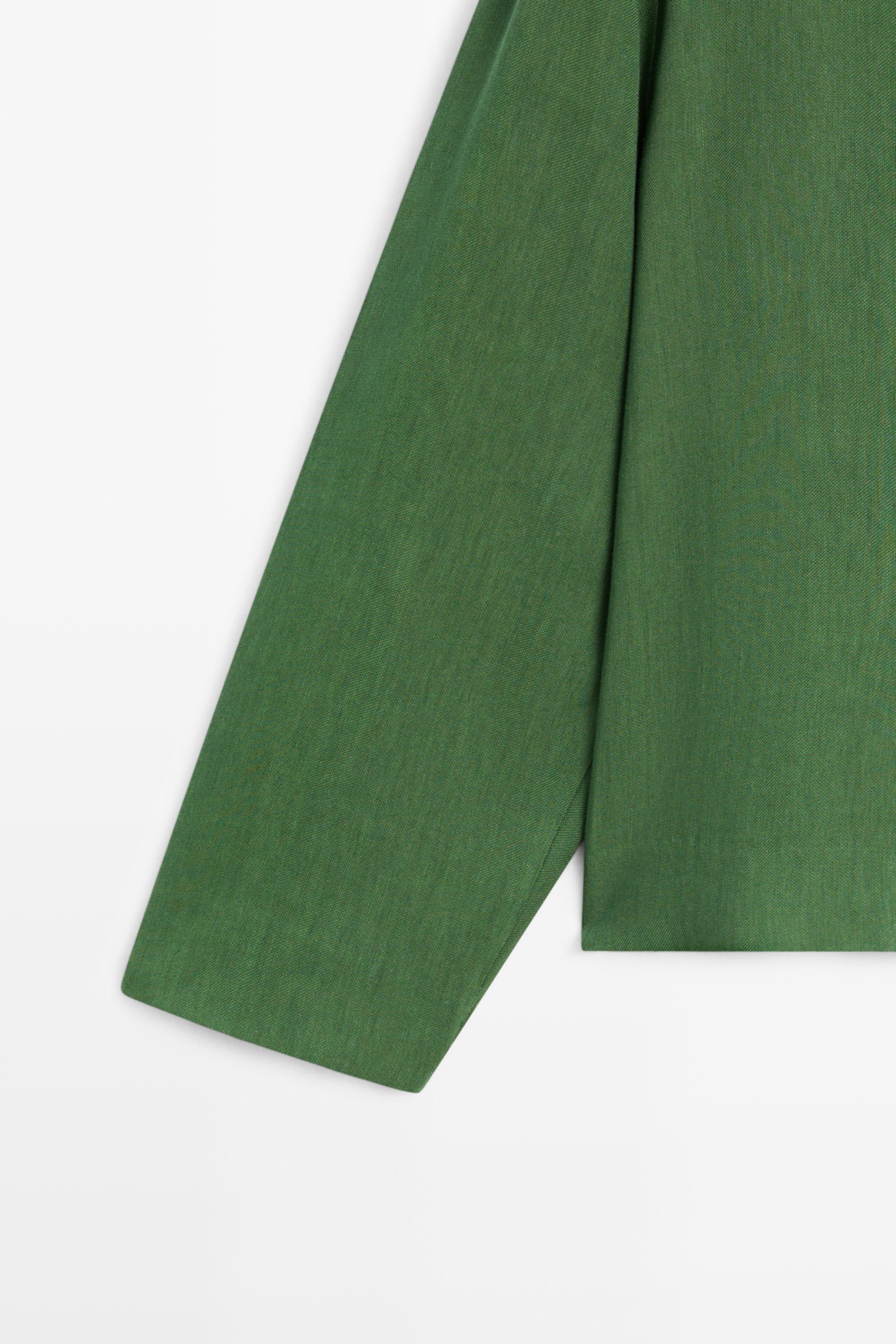 Surchemise fluide à boutons esprit total look