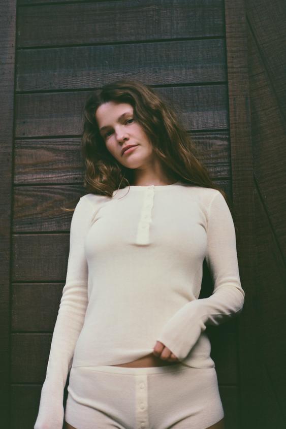 COTTON BUTTON T-SHIRT