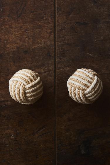 LOT BOUTONS DE MEUBLE NŒUD (LOT DE 2) - Beige clair de Zara