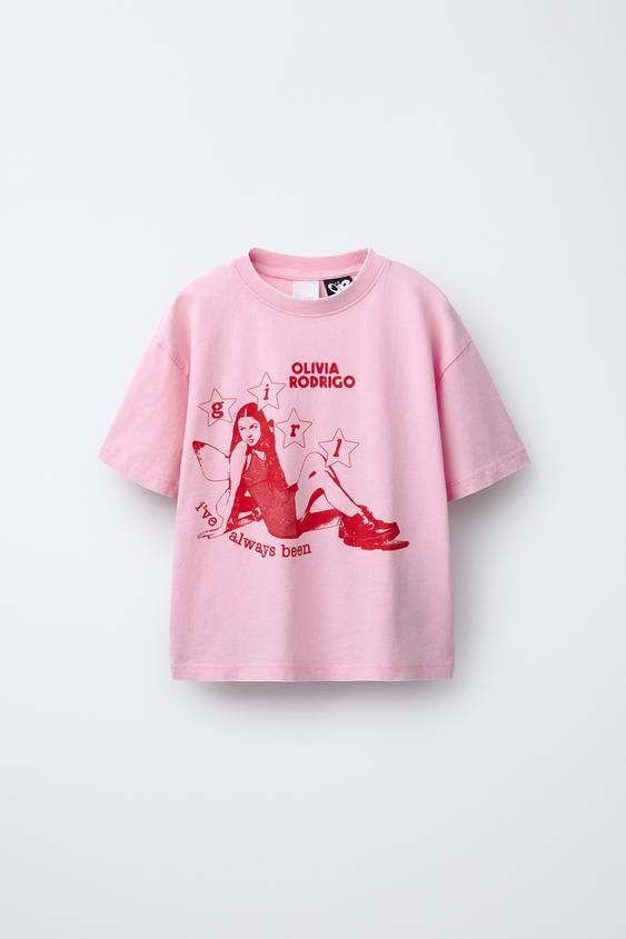 CAMISETA ESTAMPADO OLIVIA RODRIGO ™ - Rosa | ZARA España