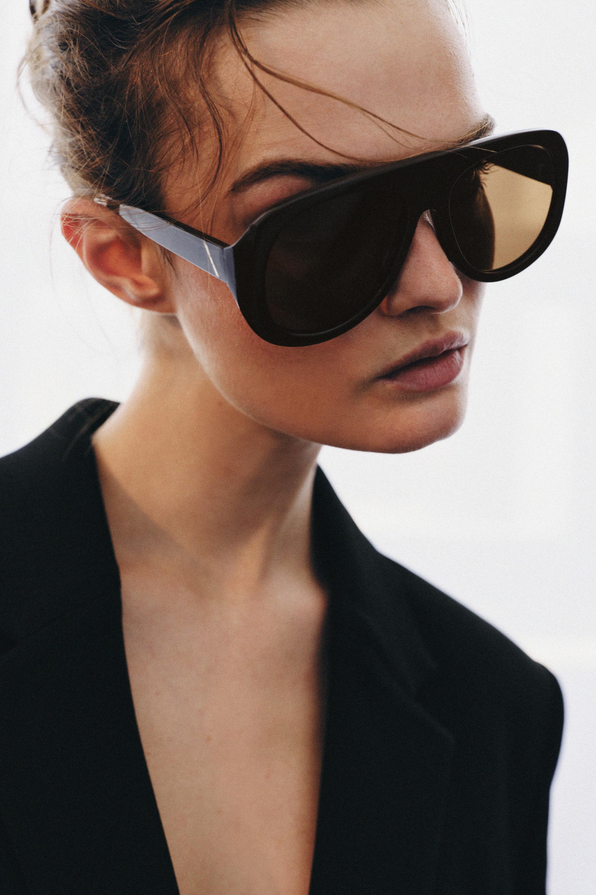 SHIELD SUNGLASSES