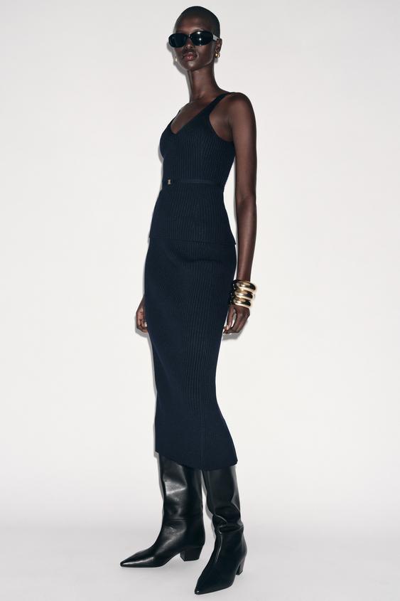 RIBBED KNIT MIDI SKIRT