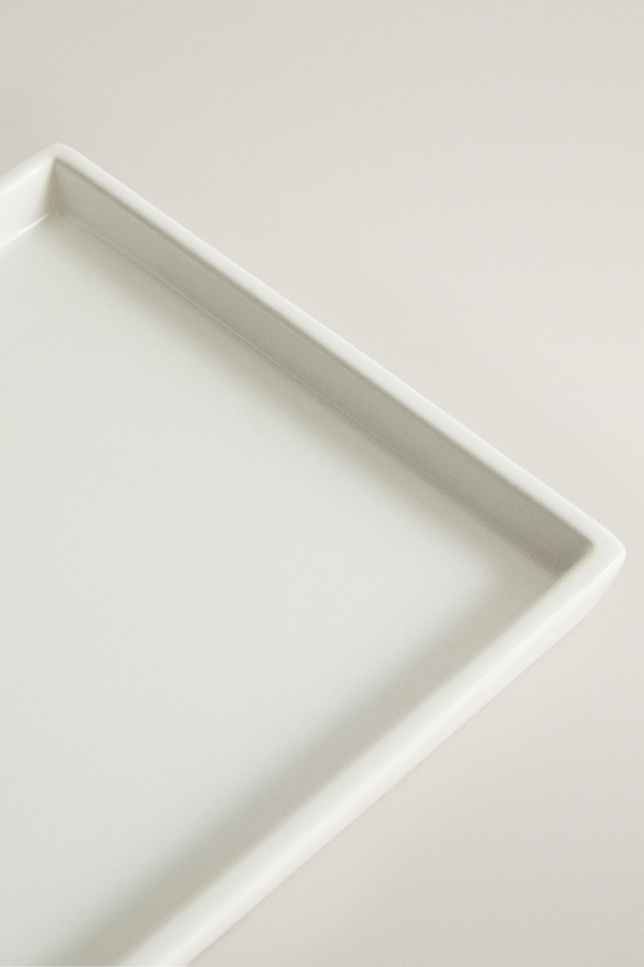 WHITE EARTHENWARE BATHROOM TRAY