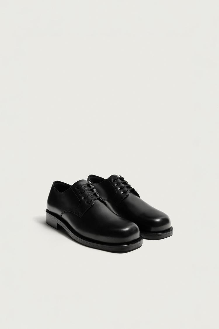 LEATHER DRESS SHOES — Black