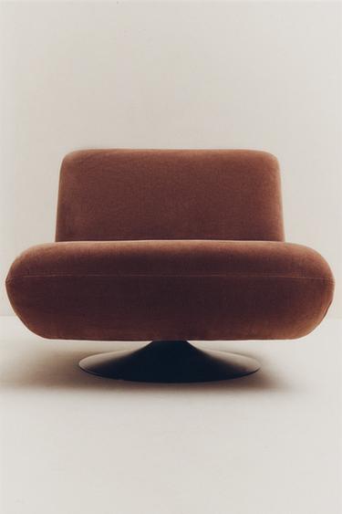 VELVET SWIVEL ACCENT CHAIR - Dark pink by Zara