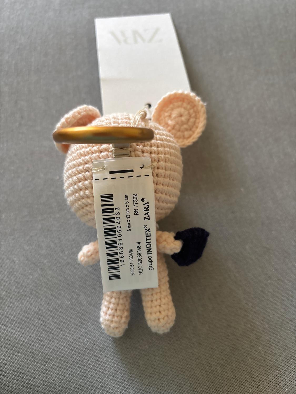 LITTLE MOUSE CHARM KEY RING - Image 2
