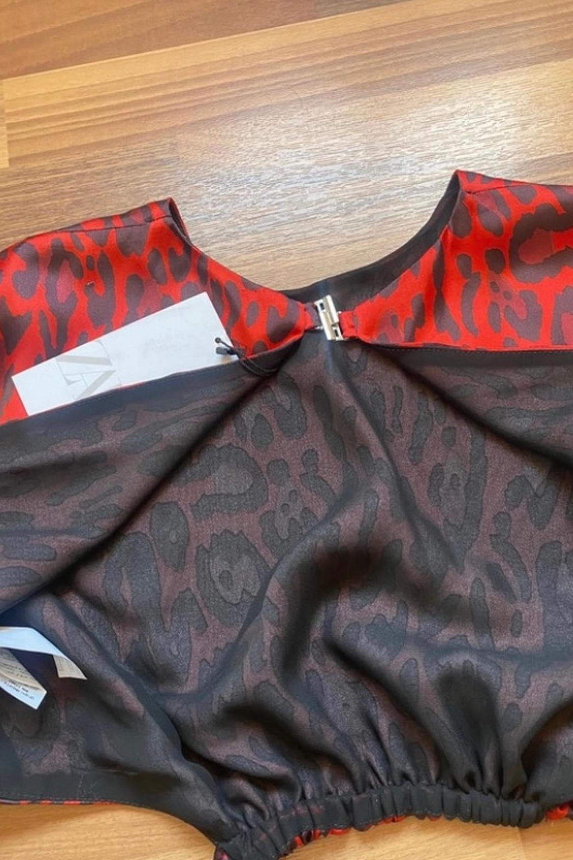 PRINTED CUT-OUT TOP - Image 4