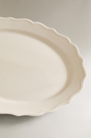 EARTHENWARE SERVING DISH WITH RAISED-DESIGN EDGE - Ecru by Zara - Image 2