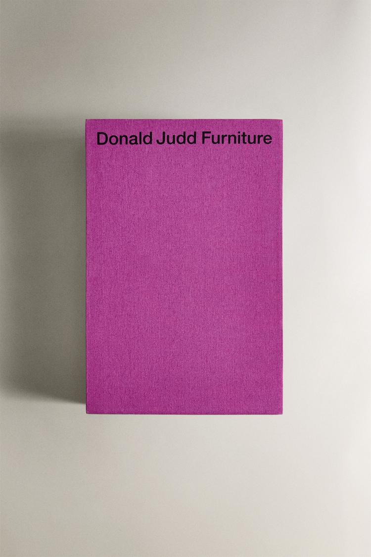 DONALD JUDD FURNITURE BOOK (ENGLISH) — Fuchsia